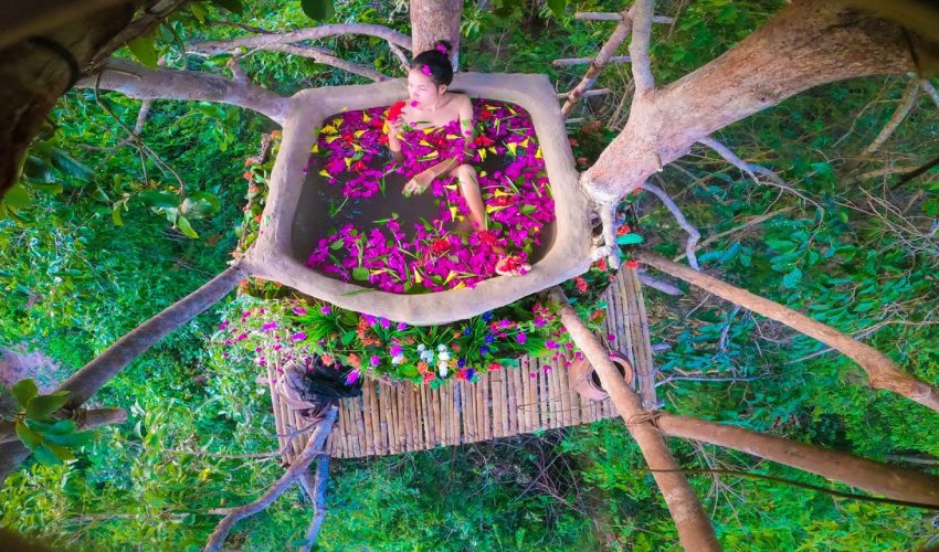 Build The Most Beautiful Bath Pool Under Tree House Villa
